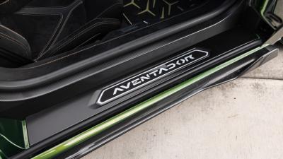 2021 Lamborghini Aventador SVJ Roadster