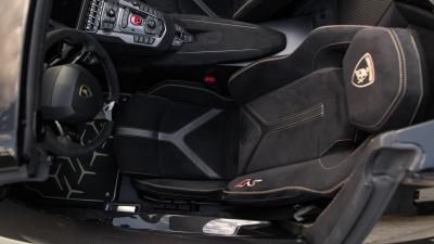 2021 Lamborghini Aventador SVJ Roadster
