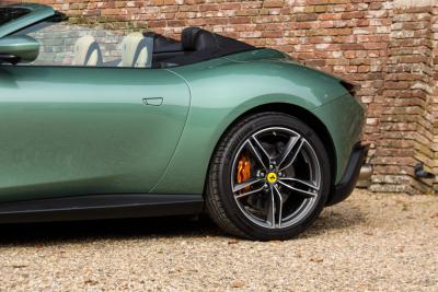2024 Ferrari Roma Spider &ldquo;Verde Dora&rdquo;