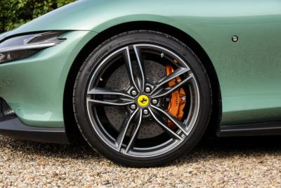 2024 Ferrari Roma Spider &ldquo;Verde Dora&rdquo;