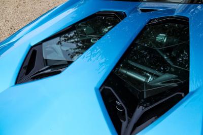 2018 Lamborghini Aventador S Roadster &ldquo;Blu Aegir over Bianco Polar&rdquo;