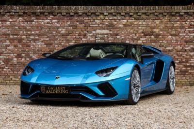 2018 Lamborghini Aventador S Roadster &ldquo;Blu Aegir over Bianco Polar&rdquo;
