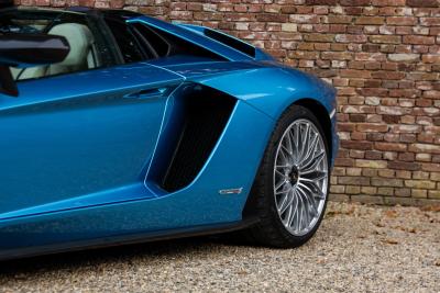 2018 Lamborghini Aventador S Roadster &ldquo;Blu Aegir over Bianco Polar&rdquo;