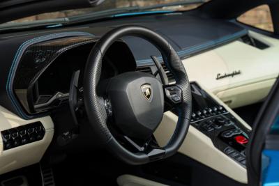 2018 Lamborghini Aventador S Roadster &ldquo;Blu Aegir over Bianco Polar&rdquo;