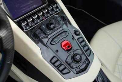 2018 Lamborghini Aventador S Roadster &ldquo;Blu Aegir over Bianco Polar&rdquo;