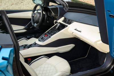 2018 Lamborghini Aventador S Roadster &ldquo;Blu Aegir over Bianco Polar&rdquo;