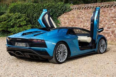 2018 Lamborghini Aventador S Roadster &ldquo;Blu Aegir over Bianco Polar&rdquo;