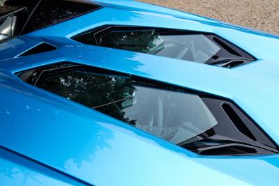 2018 Lamborghini Aventador S Roadster &ldquo;Blu Aegir over Bianco Polar&rdquo;
