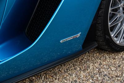 2018 Lamborghini Aventador S Roadster &ldquo;Blu Aegir over Bianco Polar&rdquo;