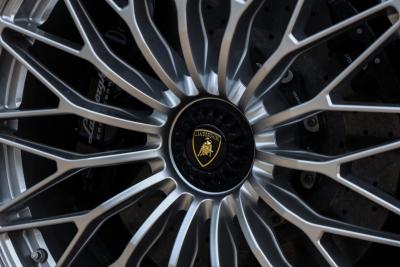 2018 Lamborghini Aventador S Roadster &ldquo;Blu Aegir over Bianco Polar&rdquo;