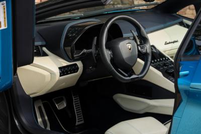 2018 Lamborghini Aventador S Roadster &ldquo;Blu Aegir over Bianco Polar&rdquo;