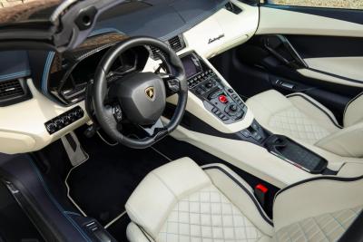 2018 Lamborghini Aventador S Roadster &ldquo;Blu Aegir over Bianco Polar&rdquo;