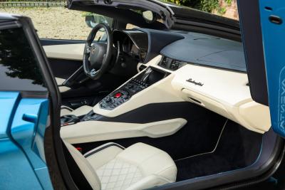 2018 Lamborghini Aventador S Roadster &ldquo;Blu Aegir over Bianco Polar&rdquo;
