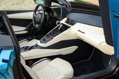 2018 Lamborghini Aventador S Roadster &ldquo;Blu Aegir over Bianco Polar&rdquo;
