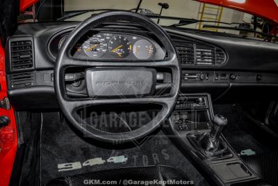 1985 Porsche 944
