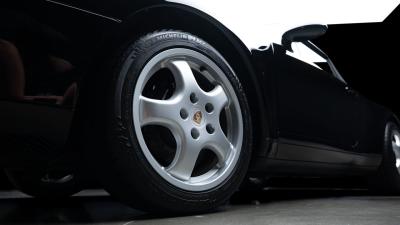 1998 Porsche 911 Carrera Cabriolet