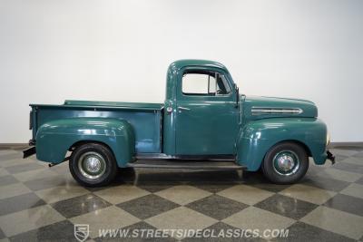 1951 Ford F-1