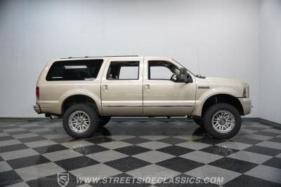 2005 Ford Excursion Limited