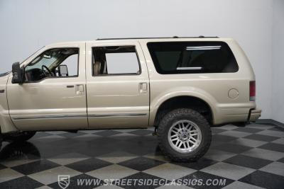 2005 Ford Excursion Limited