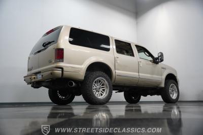 2005 Ford Excursion Limited