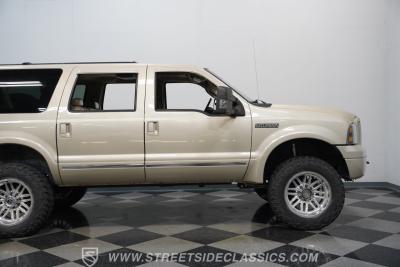 2005 Ford Excursion Limited