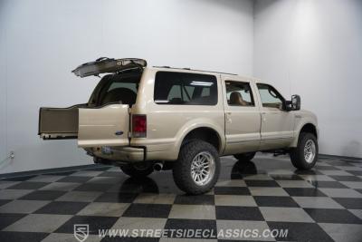 2005 Ford Excursion Limited
