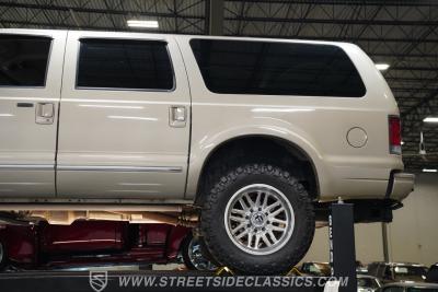 2005 Ford Excursion Limited