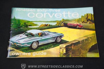 1963 Chevrolet Corvette Split-Window Fuelie