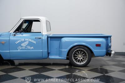 1968 Chevrolet C10 Stepside LS Restomod