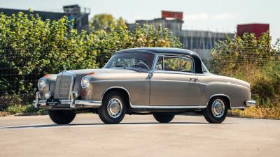 1960 Mercedes - Benz 220 SE Coup&eacute;