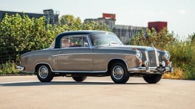1960 Mercedes - Benz 220 SE Coup&eacute;