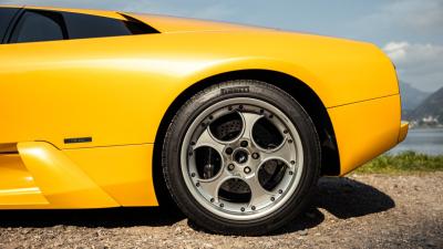 2003 Lamborghini Murci&eacute;lago