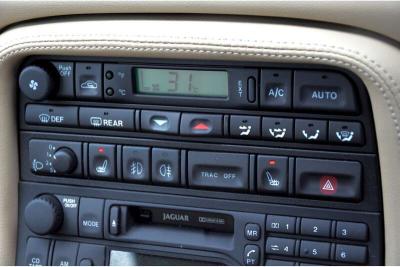 2000 Jaguar XKR