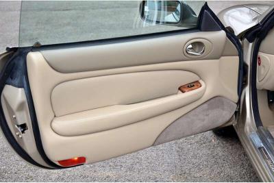 2000 Jaguar XKR