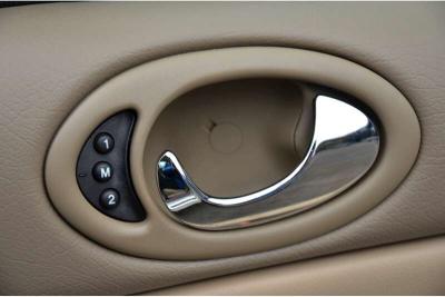 2000 Jaguar XKR