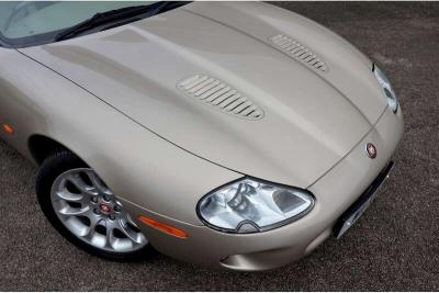 2000 Jaguar XKR