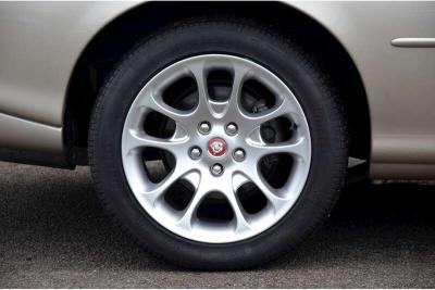 2000 Jaguar XKR