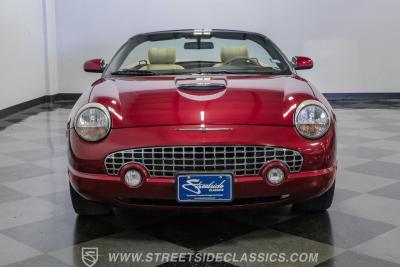 2004 Ford Thunderbird