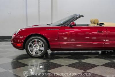 2004 Ford Thunderbird