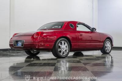 2004 Ford Thunderbird