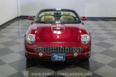 2004 Ford Thunderbird