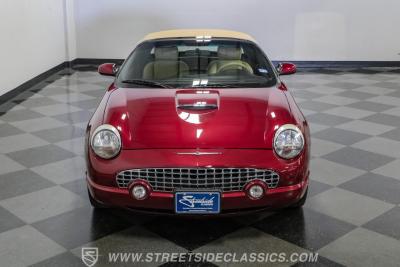 2004 Ford Thunderbird