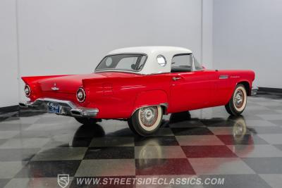 1957 Ford Thunderbird