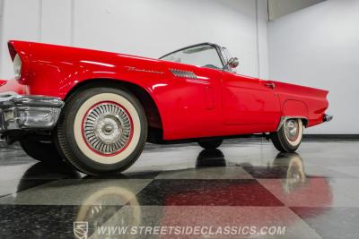 1957 Ford Thunderbird