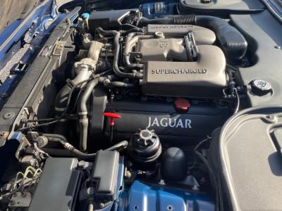 2000 Jaguar XJR