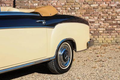 1956 Mercedes - Benz Mercedes Benz 220 S Cabriolet &ldquo;Comprehensive restoration completed in 2019&rdquo;