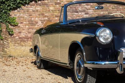 1956 Mercedes - Benz Mercedes Benz 220 S Cabriolet &ldquo;Comprehensive restoration completed in 2019&rdquo;