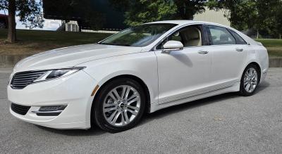 2014 Lincoln MKZ