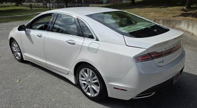 2014 Lincoln MKZ