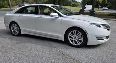 2014 Lincoln MKZ